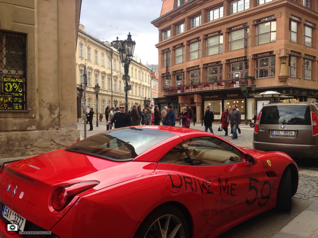 Машины на улицах Праги | Vikkitraveling Blog