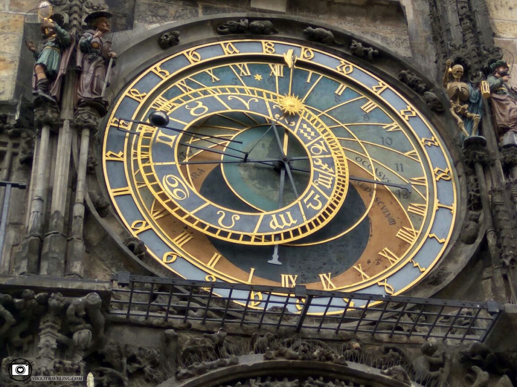 Астрономические часы в Праге | Vikkitraveling Blog
