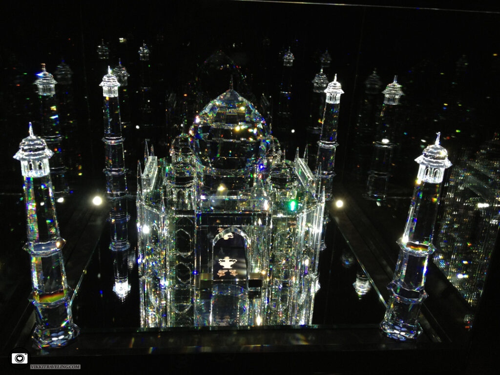 Дворец из кристаллов в музее Сваровски | Vikkitraveling Blog